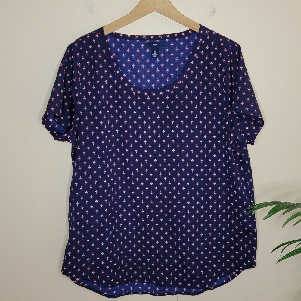 Gap Factory Navy Burgundy Orange Print Top Size Large Scoop Neck Size Large